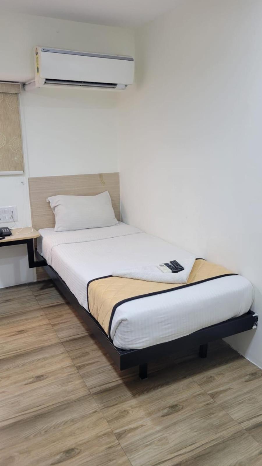 Grace Residency Chennai Airport Hotel Exterior foto